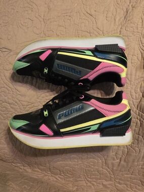 PUMA Black Neon Platform Sneakers Size 7.5